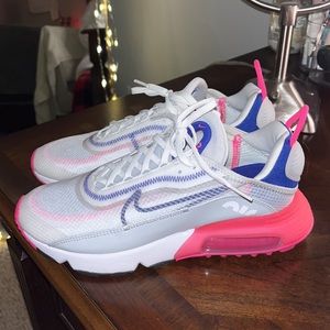 Womens Nike Air Max 90s worn once great condition Size 10